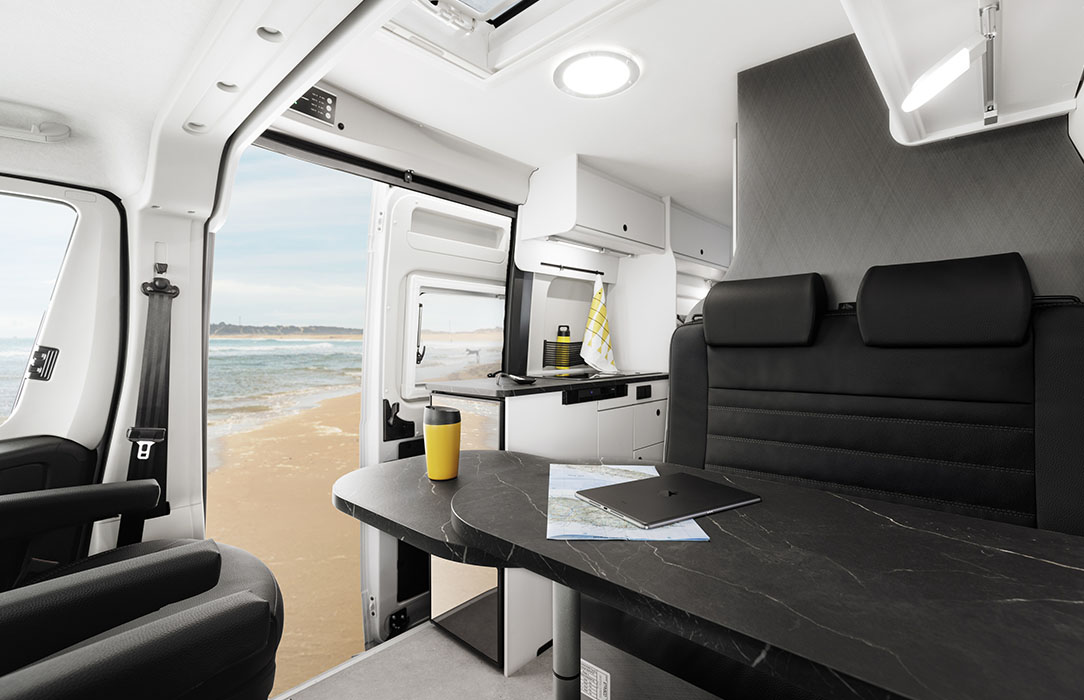 Wohnmobil Innen: Sitzecke Wohnmobil Innen: Sitzecke